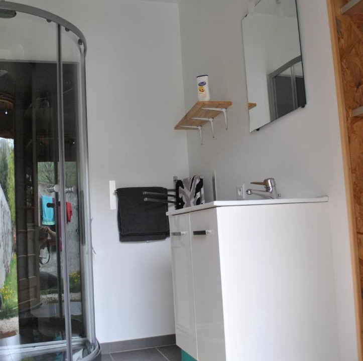 Photo of Others in Chaussan