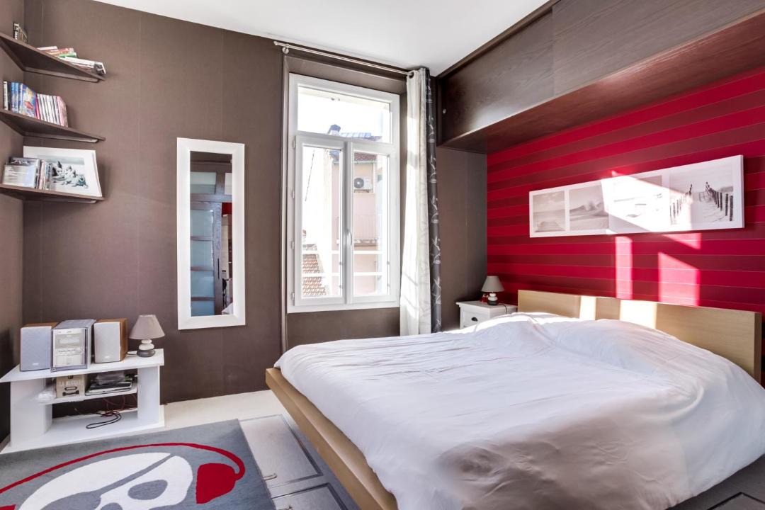 Photo of Bedroom in California - Pezou