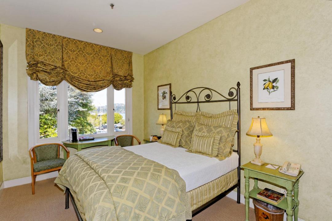 Photo of Bedroom in Sausalito