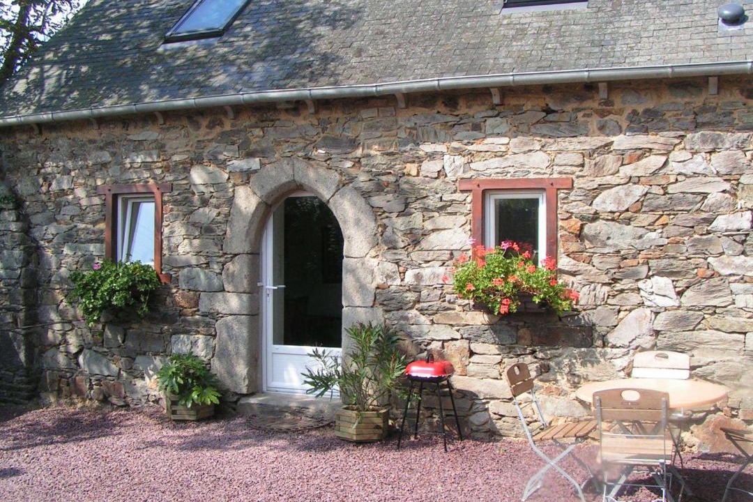 Photo of Buildings in Tredarzec