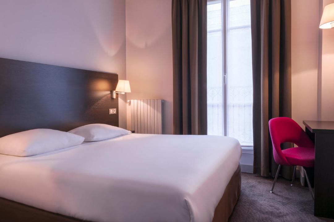 Photo of Bedroom in Quartier de la Salpetriere