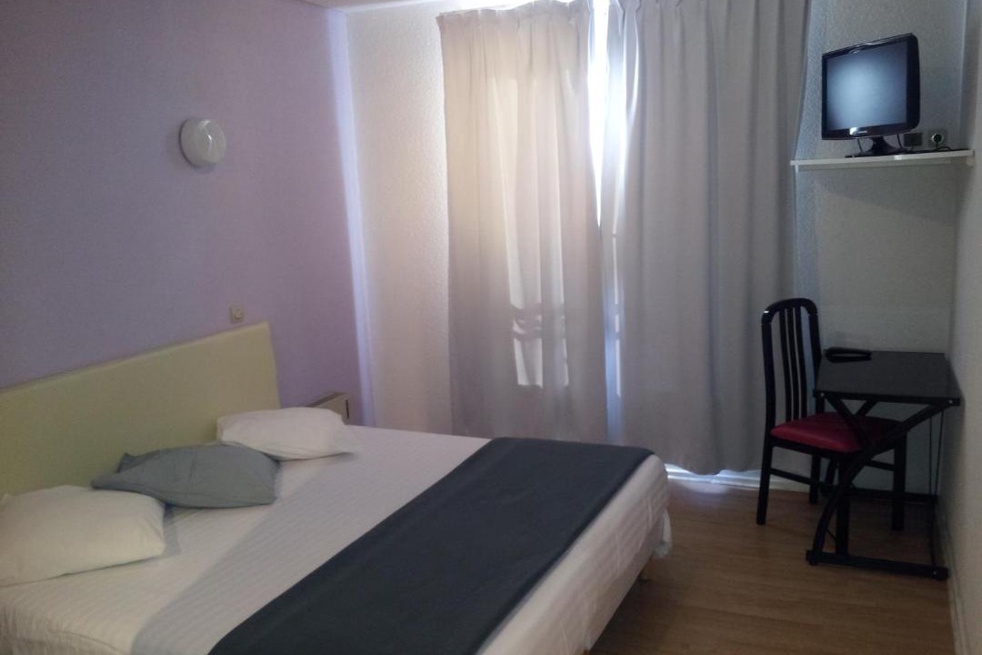 Photo of Bedroom in Bourg-de-Thizy