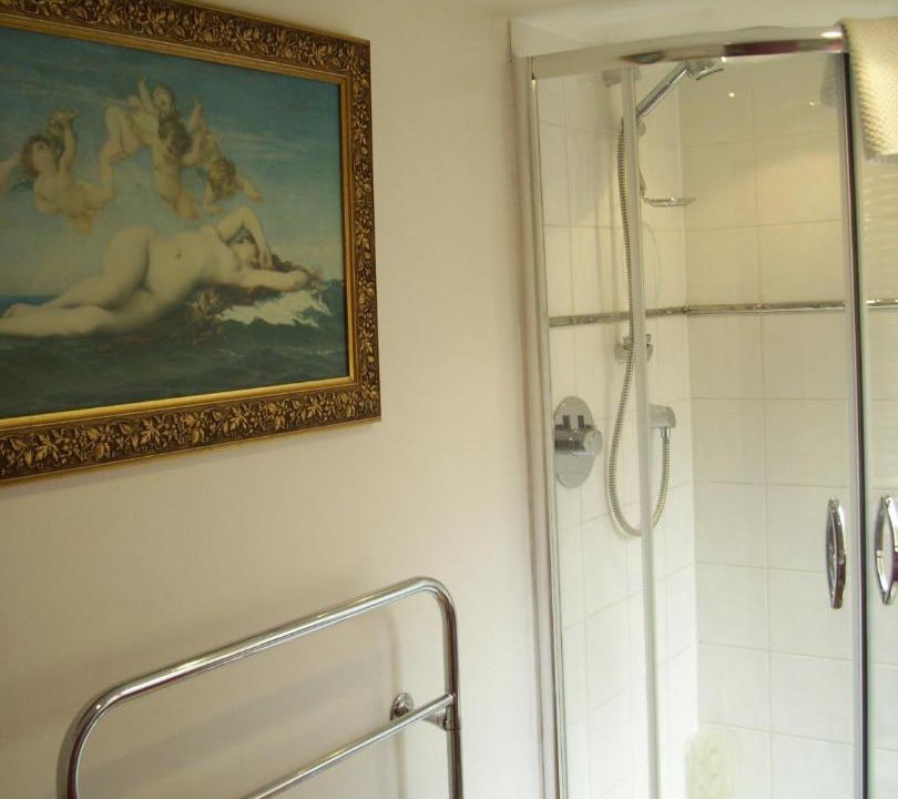 Photo of Bathroom in Stoford