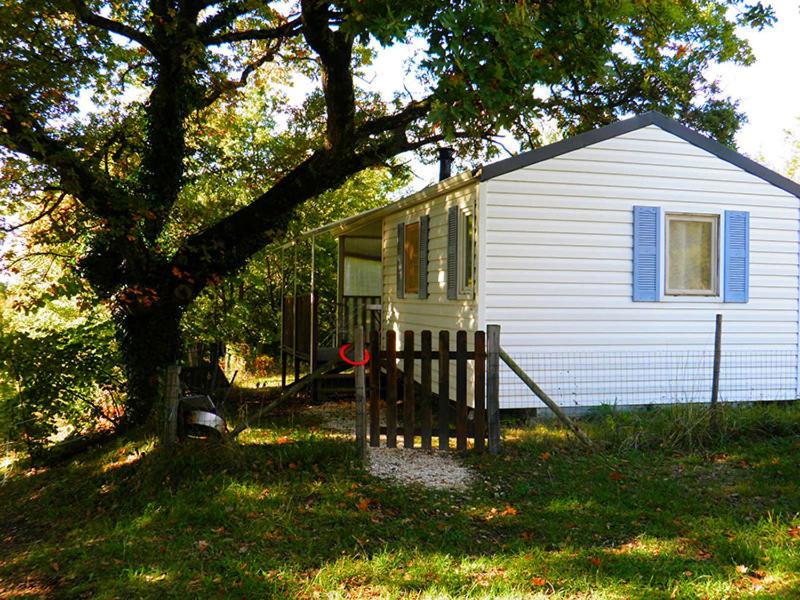 Photo of Buildings in Montjoux