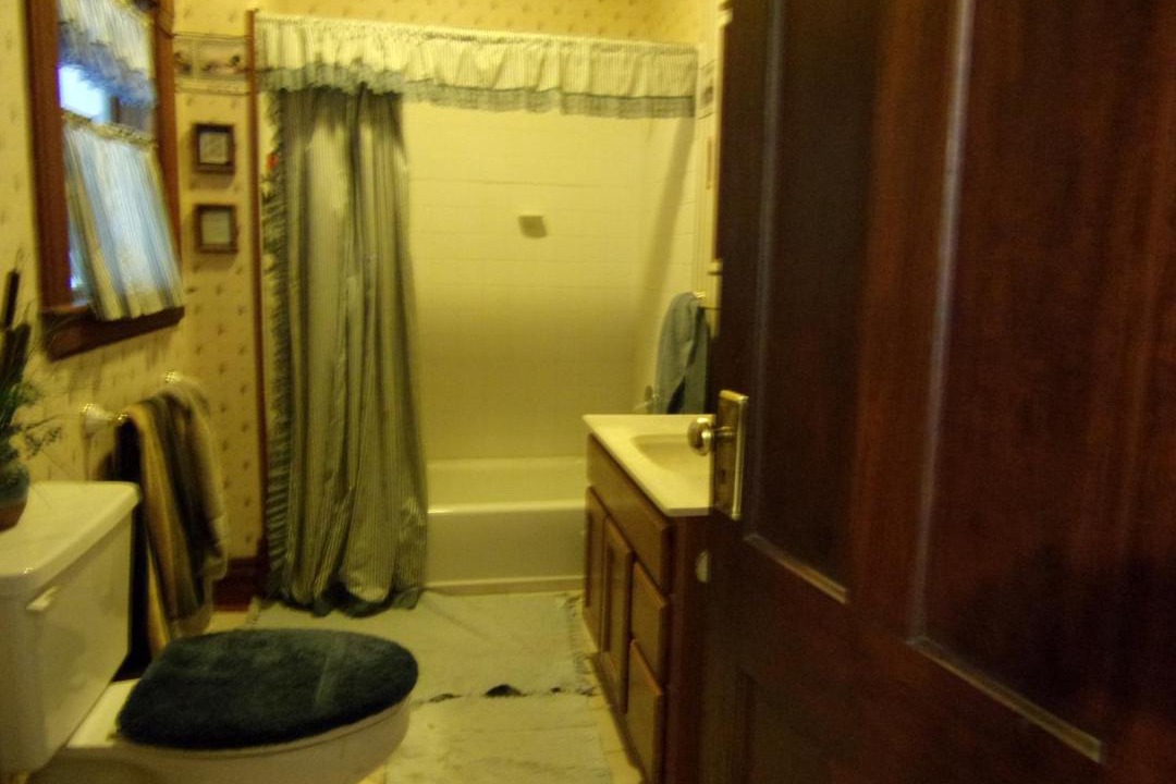 Photo of Bathroom in Fremont County