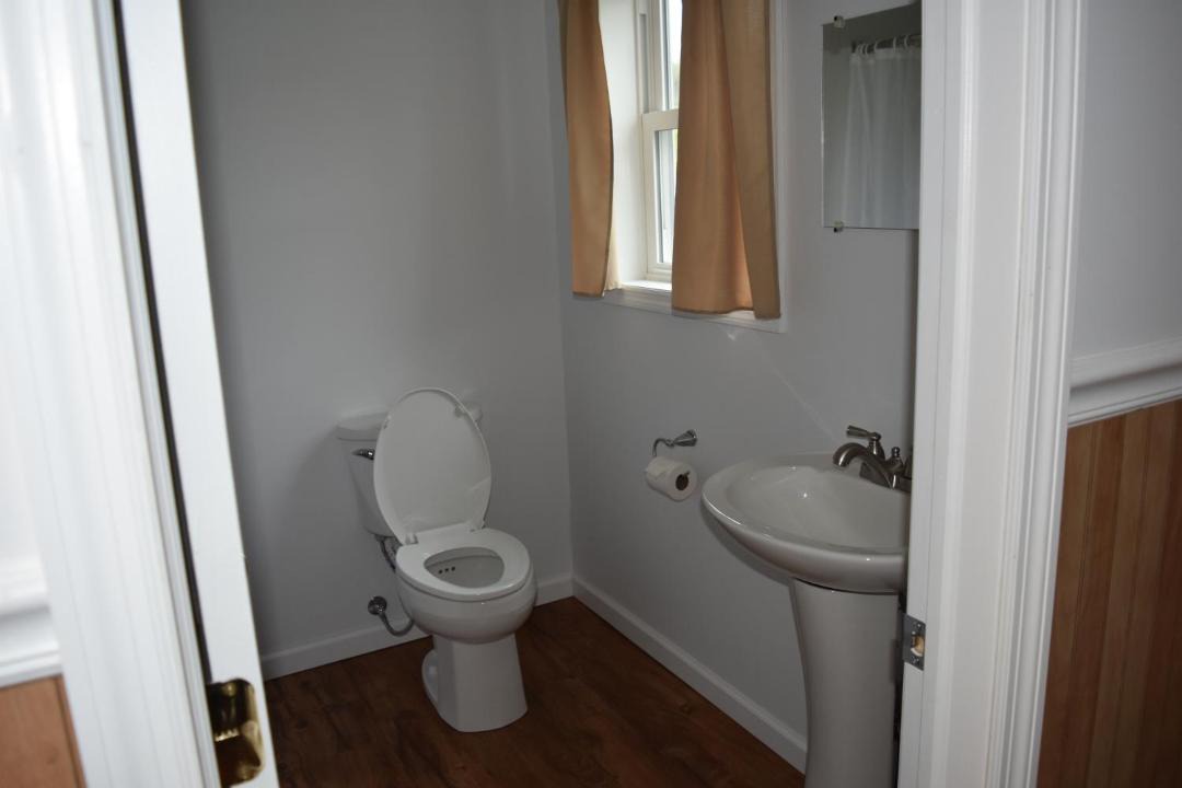 Photo of Bathroom in Town of Reading