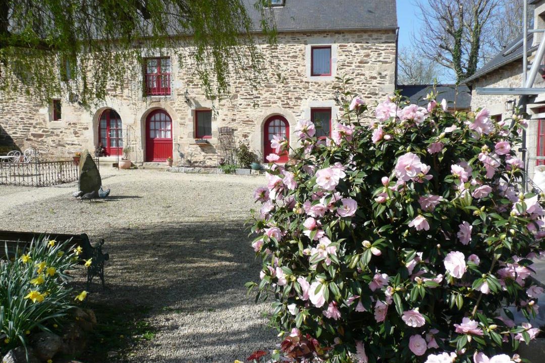 Photo of Others in Trevron