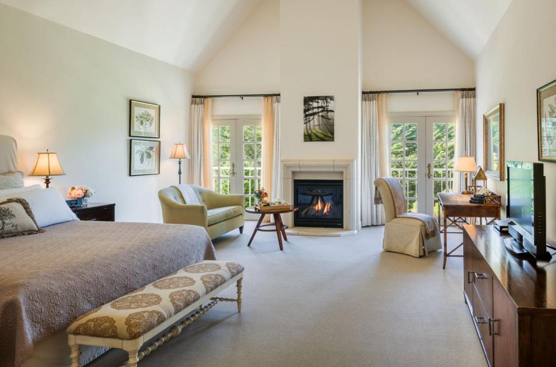 Photo of Bedroom in Moss Beach