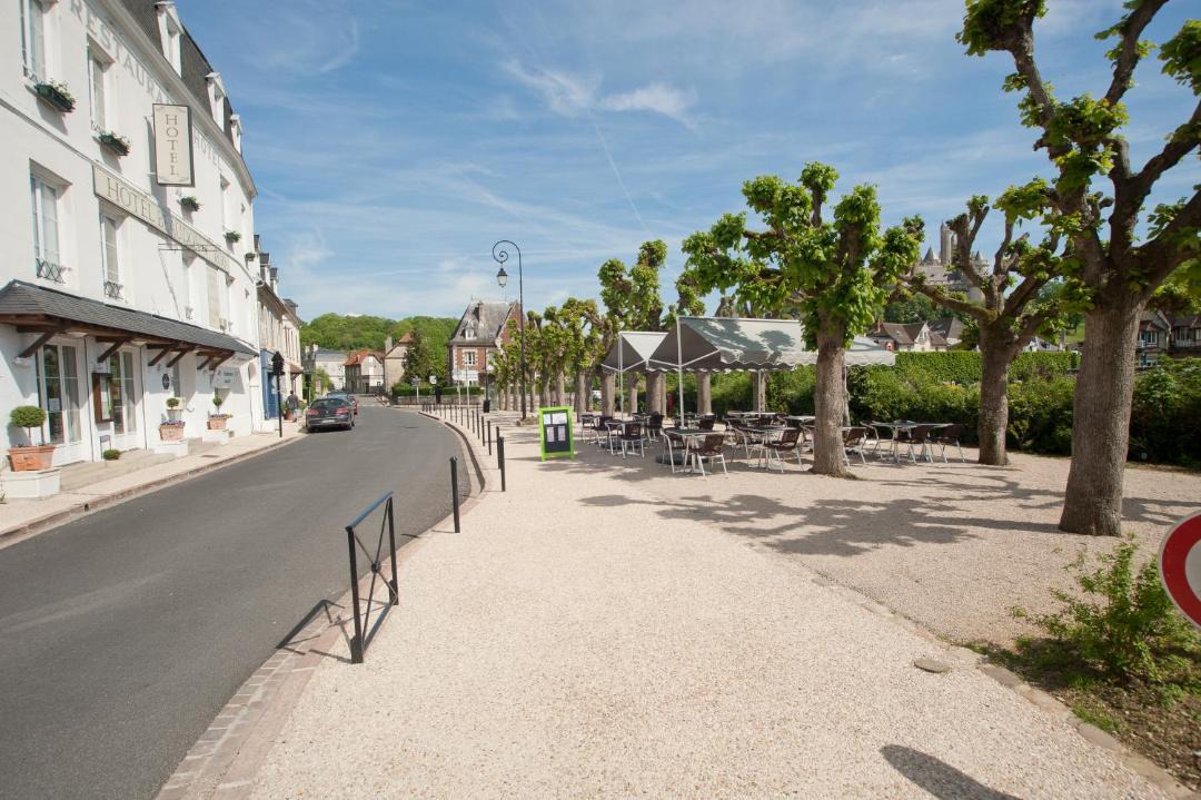 Photo of Others in Pierrefonds