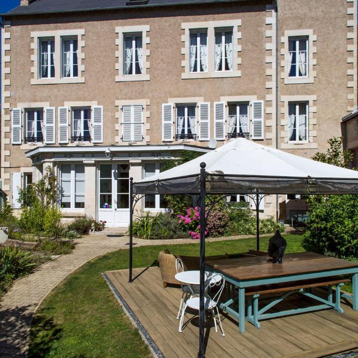 Photo of Buildings in Saulge