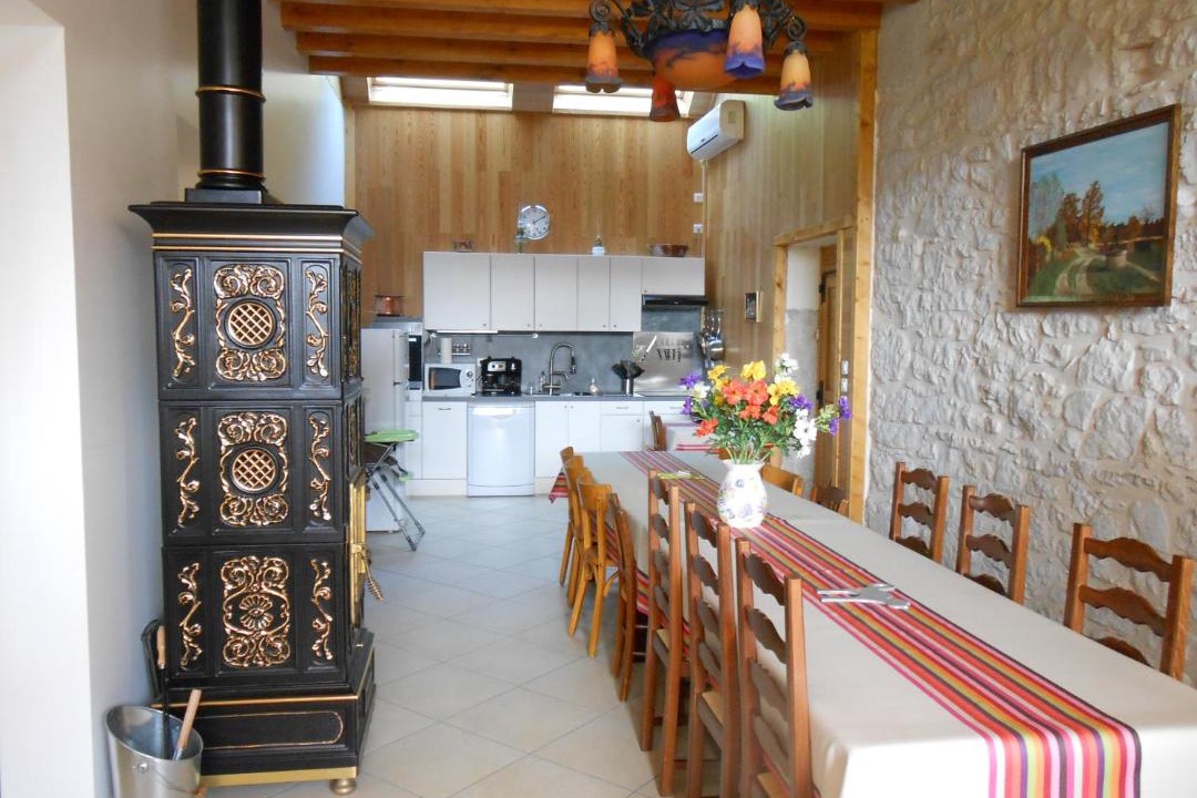 Photo of Kitchen in Hotonnes