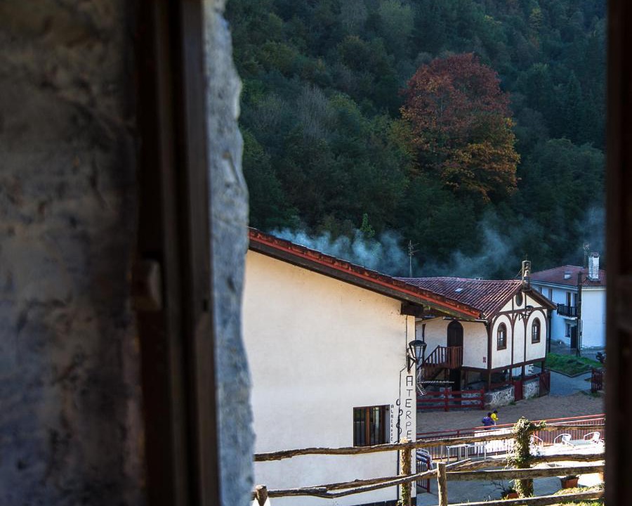 Photo of Others in Lastur