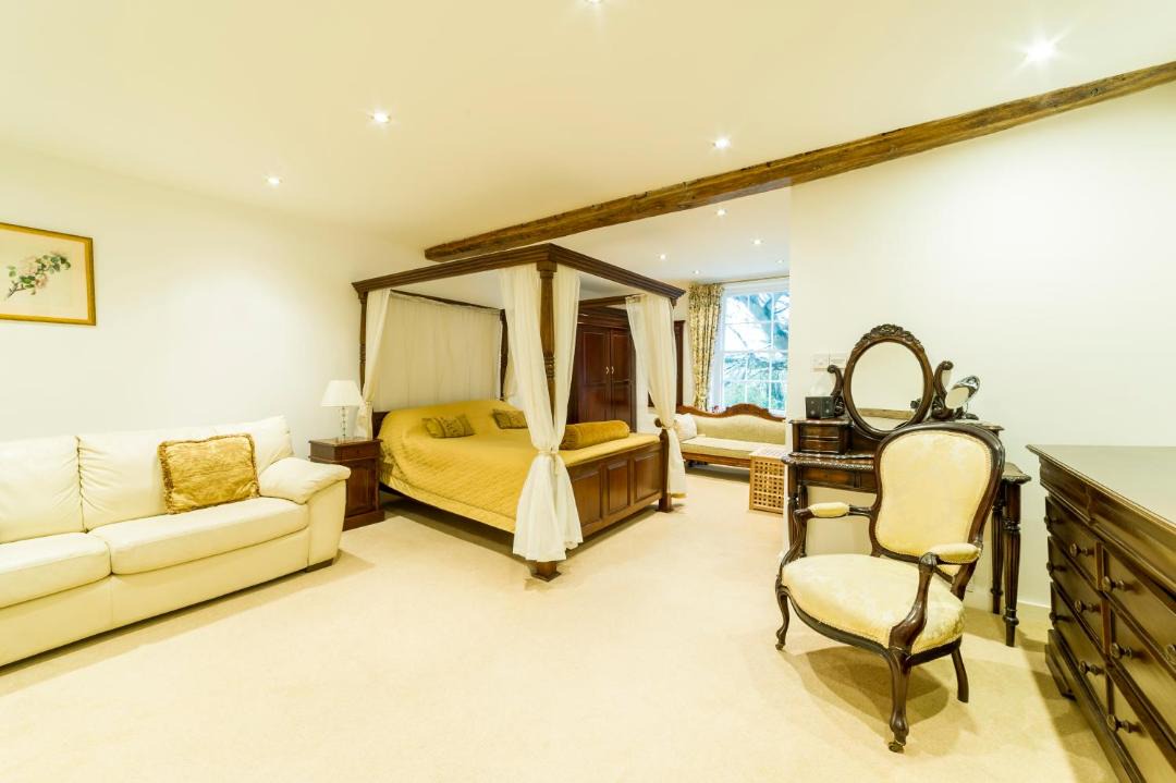 Photo of Others in Ash