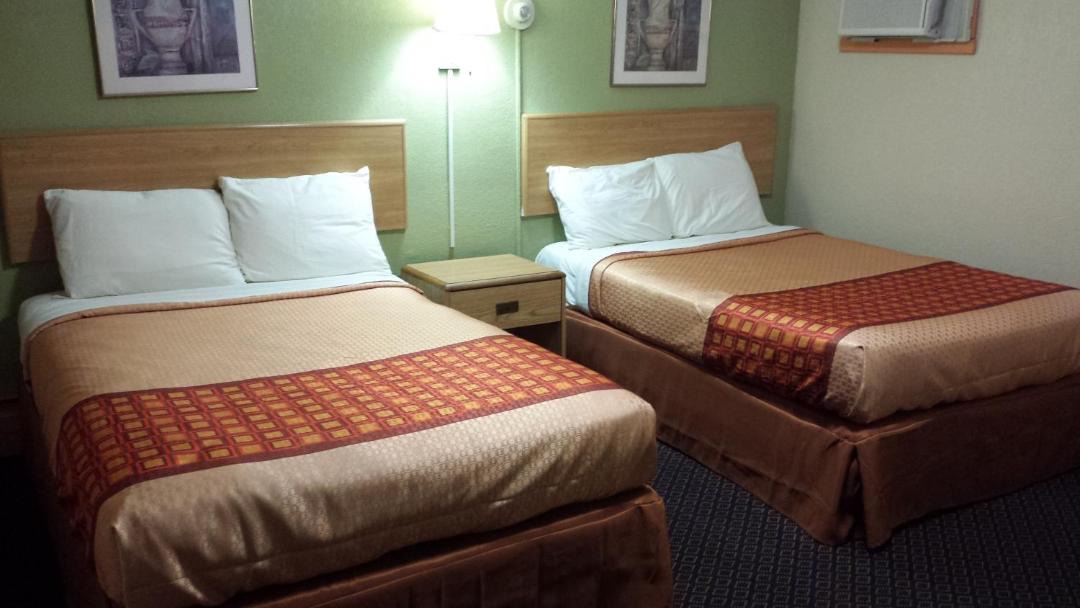 Photo of Bedroom in Utica