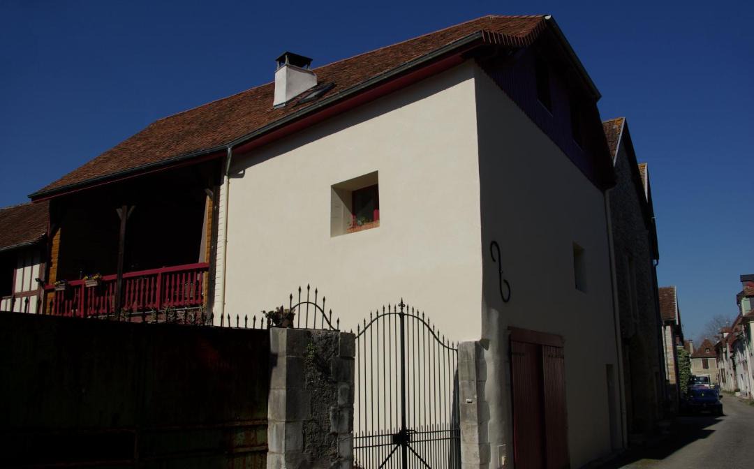 Photo of Buildings in Navarrenx