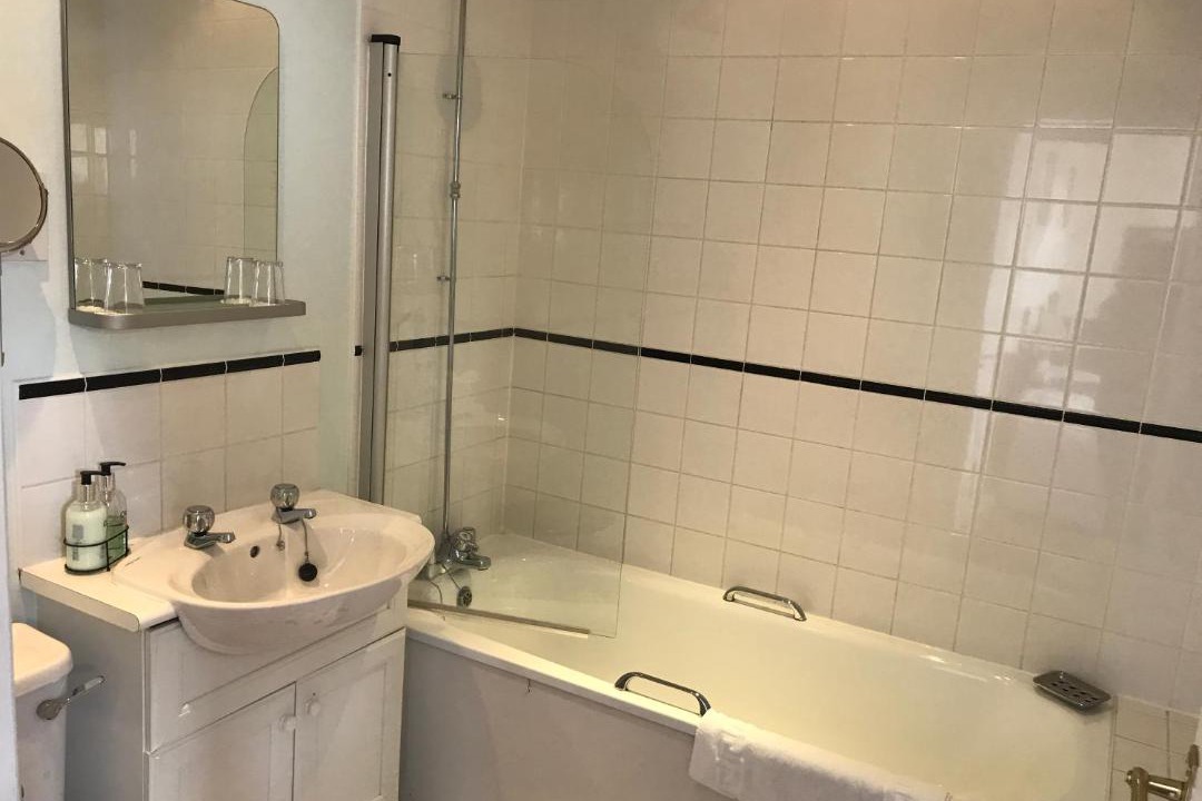 Photo of Bathroom in Martin