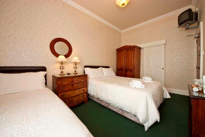 Photo of Bedroom in Torquay City Centre