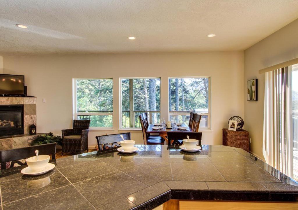 Photo of Kitchen in Agate Beach
