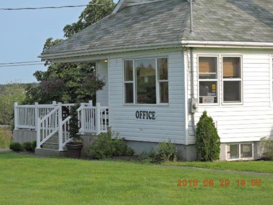 Photo of Others in Groves Point