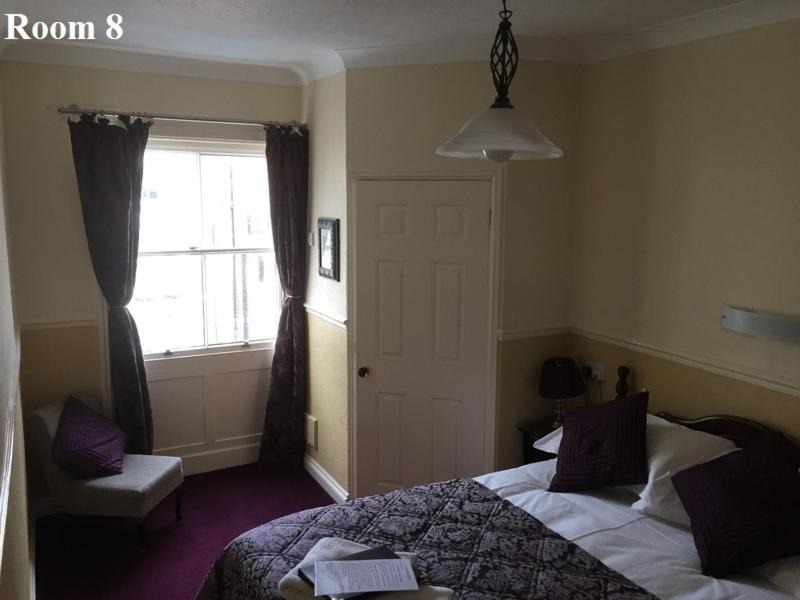 Photo of Bedroom in West Cliff