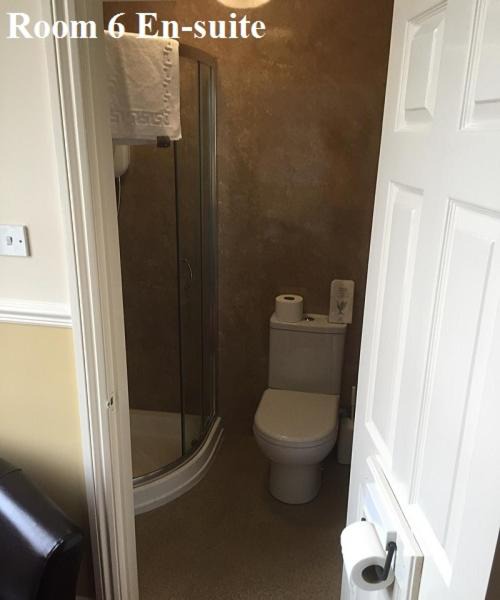 Photo of Bathroom in West Cliff