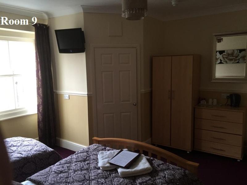 Photo of Bedroom in West Cliff