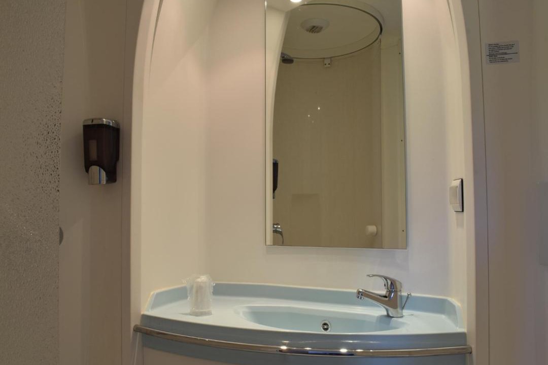 Photo of Bathroom in Montcaret