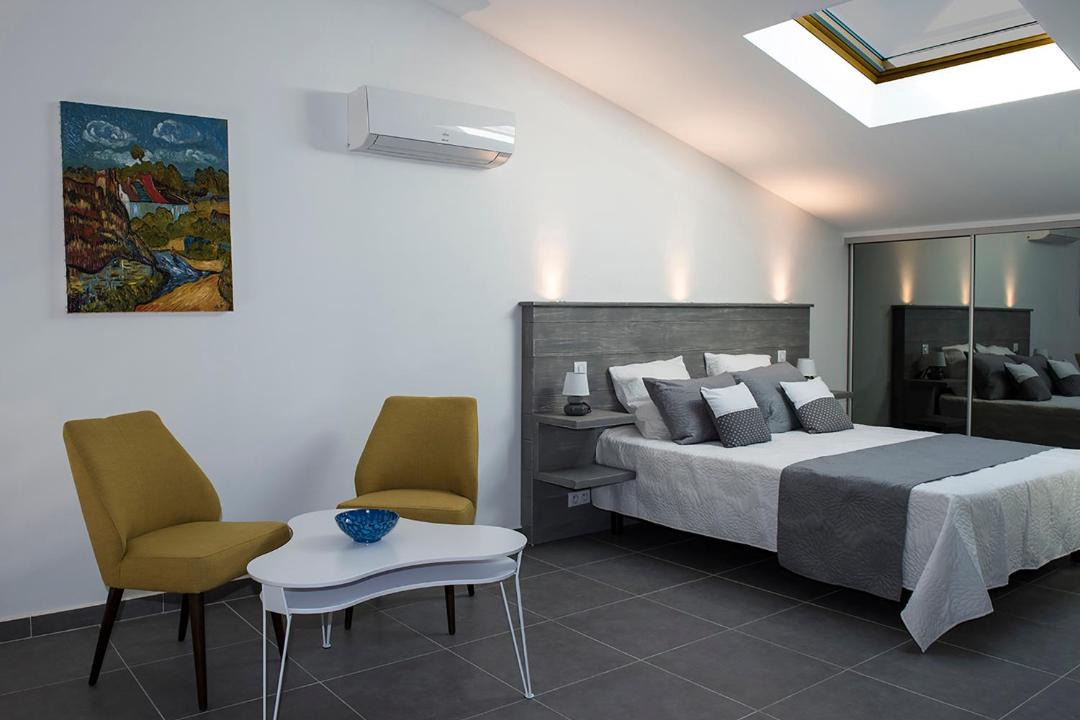 Photo of Others in Saint-Etienne-du-Gres