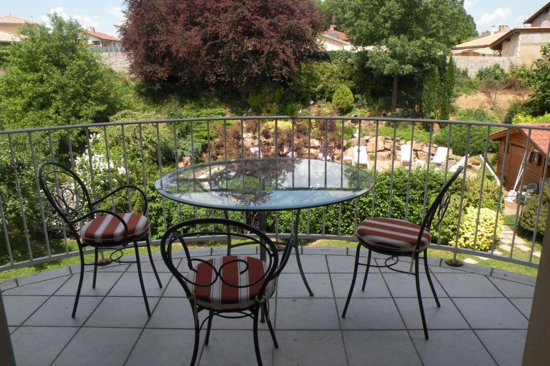 Photo of Patio Balcony in Charnay-les-Macon