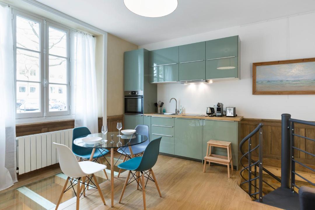 Photo of Livingroom in Colombier - Champ de Mars