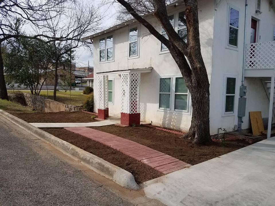 Photo of Buildings in Llano