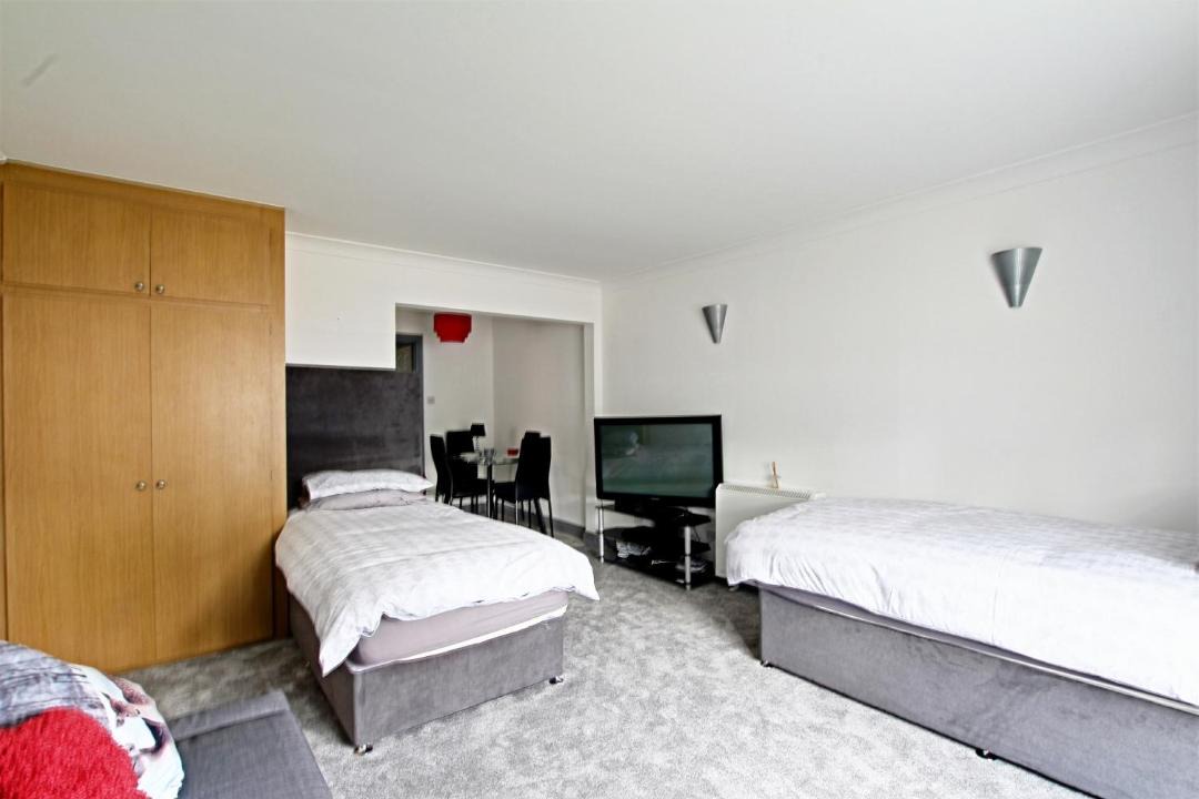 Photo of Bedroom in Crawley City Centre