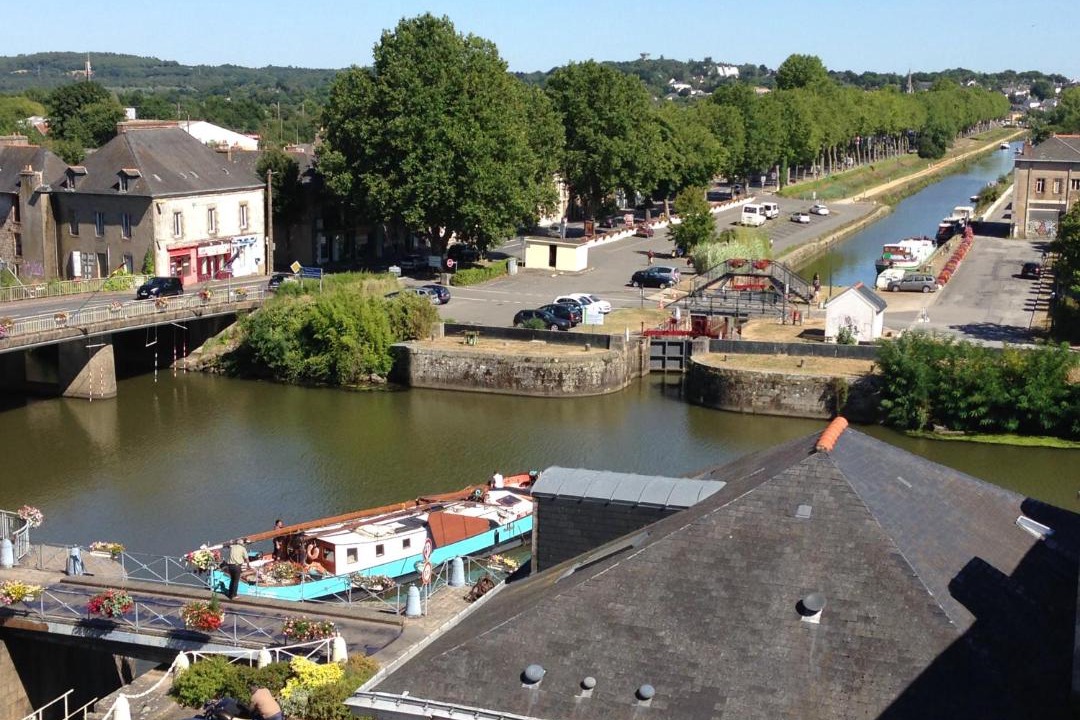 Photo of Others in Redon