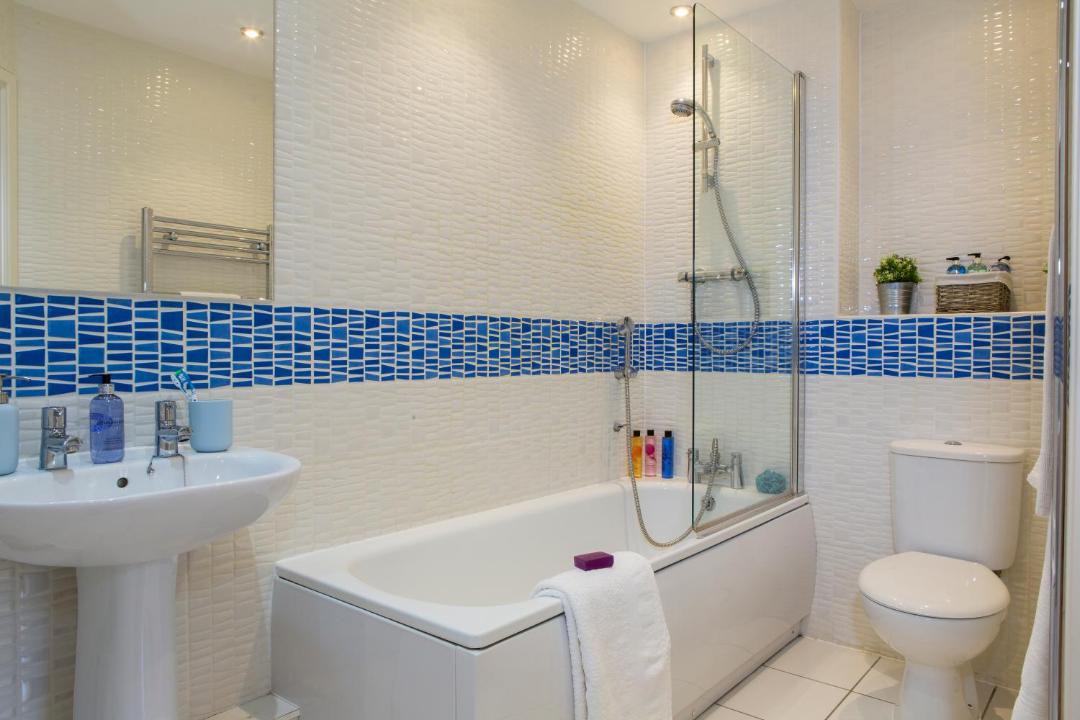Photo of Bathroom in Borehamwood