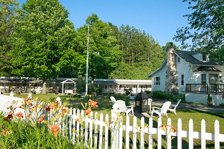 Photo of Buildings in Fish Creek
