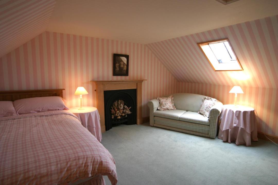 Photo of Bedroom in Cairndow