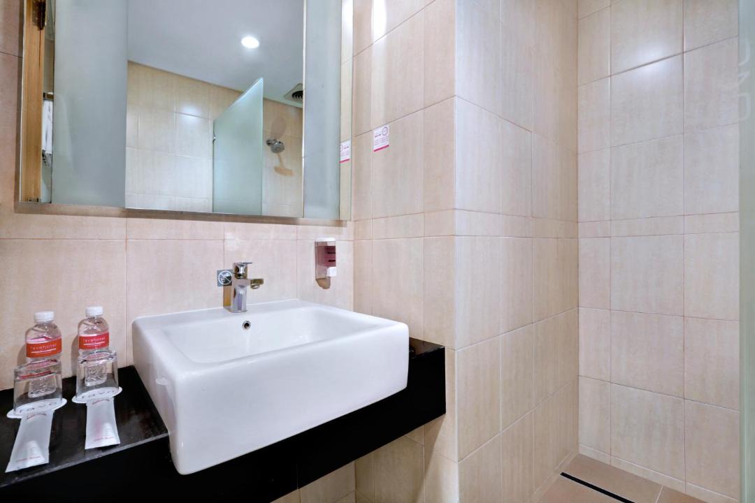 Photo of Bathroom in Central Jakarta