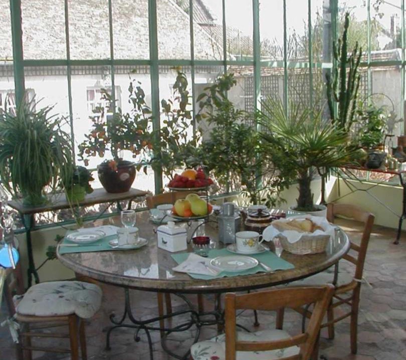 Photo of Others in Neauphle-le-Chateau