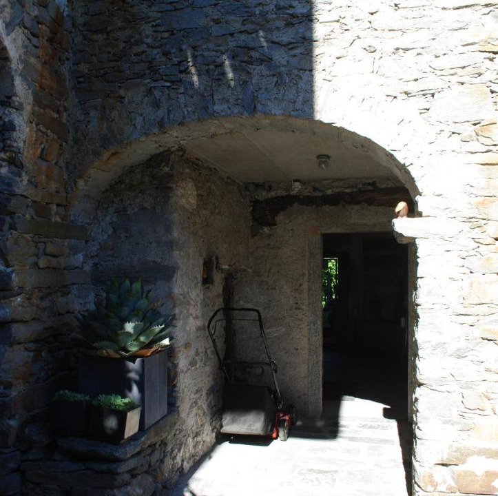 Photo of Buildings in Tegna