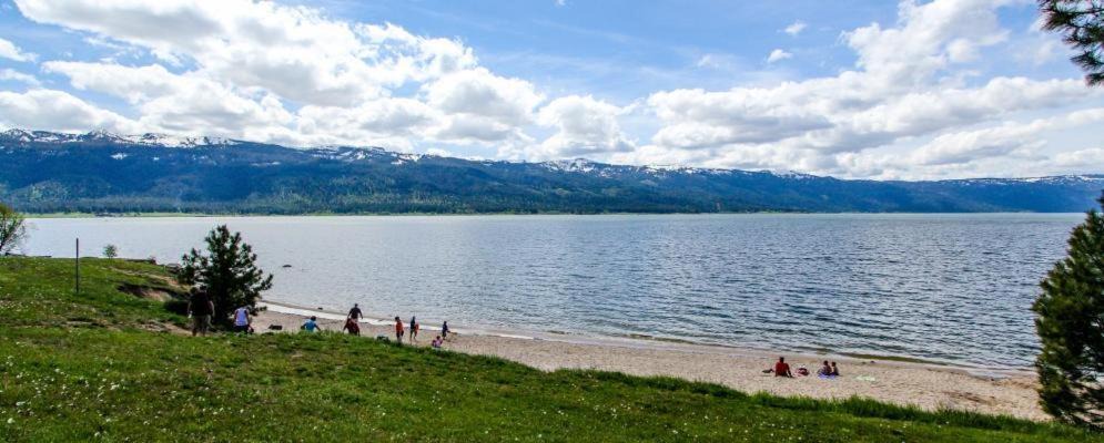 Photo of Others in Cascade