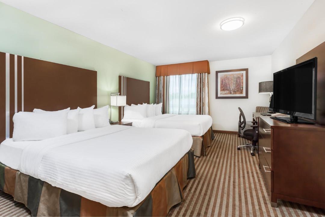 Photo of Bedroom in Carlyle