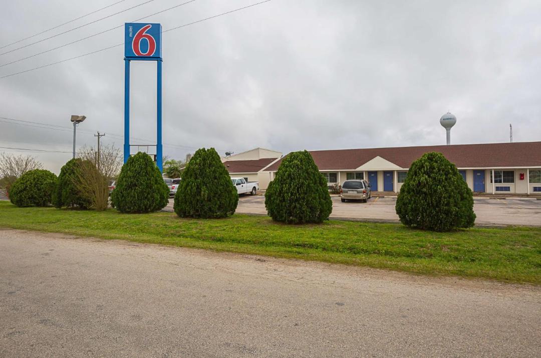 Photo of Others in Madisonville