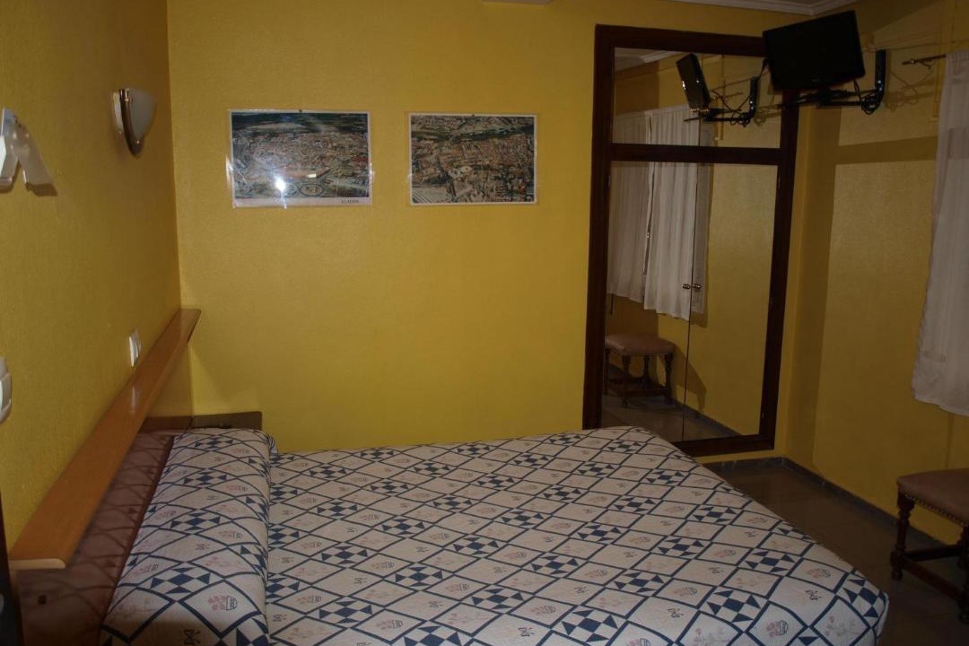 Photo of Bedroom in Zaragoza Old Town