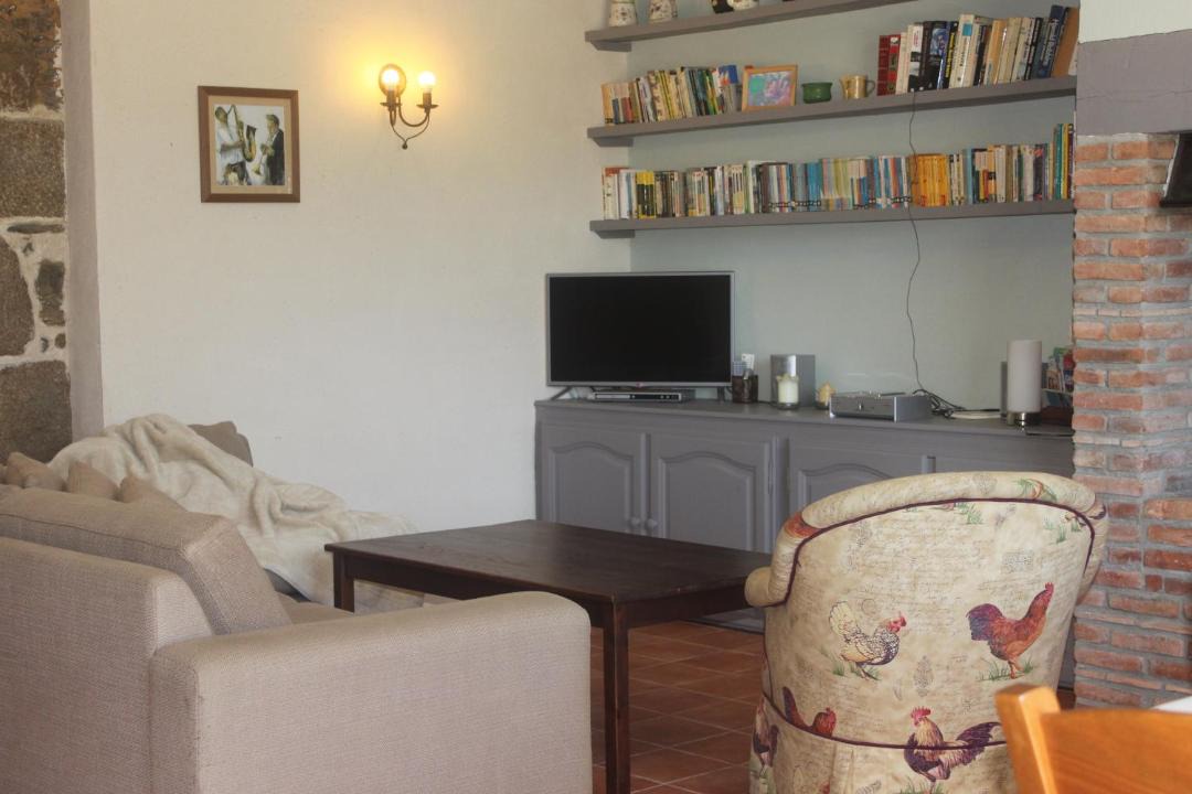 Photo of Livingroom in Noyal-Sous-Bazouges