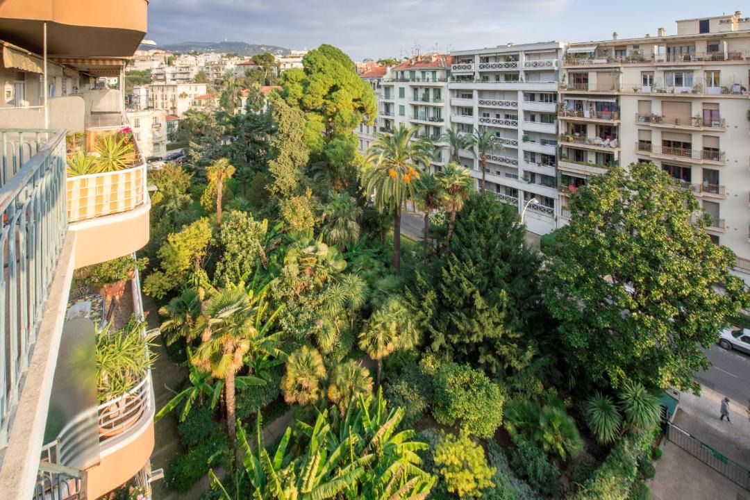 Photo of Buildings in Liberation