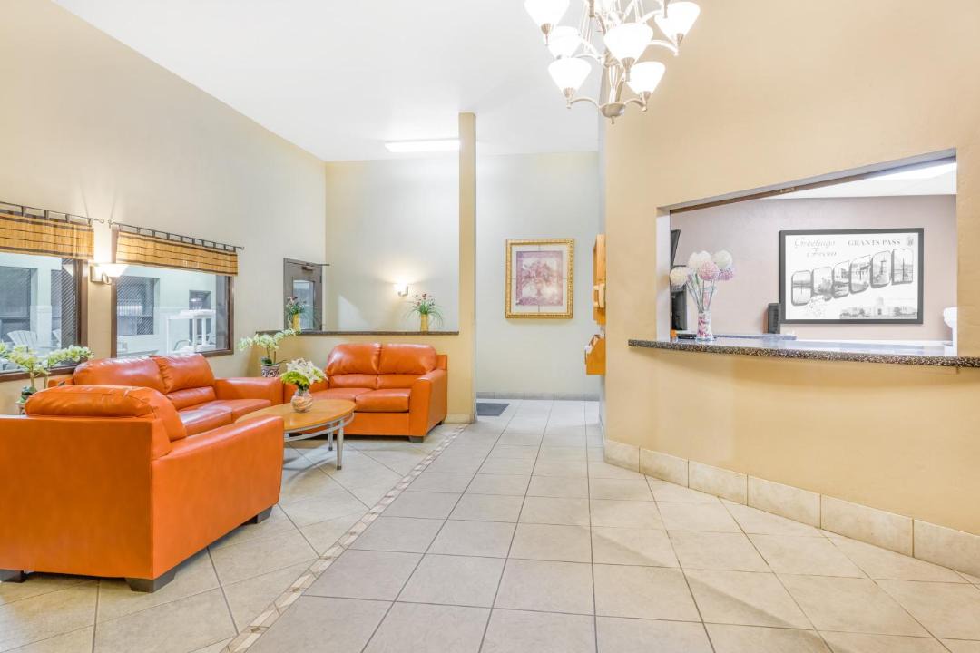 Photo of Others in Grants Pass