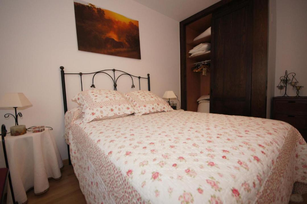 Photo of Bedroom in Linsoles
