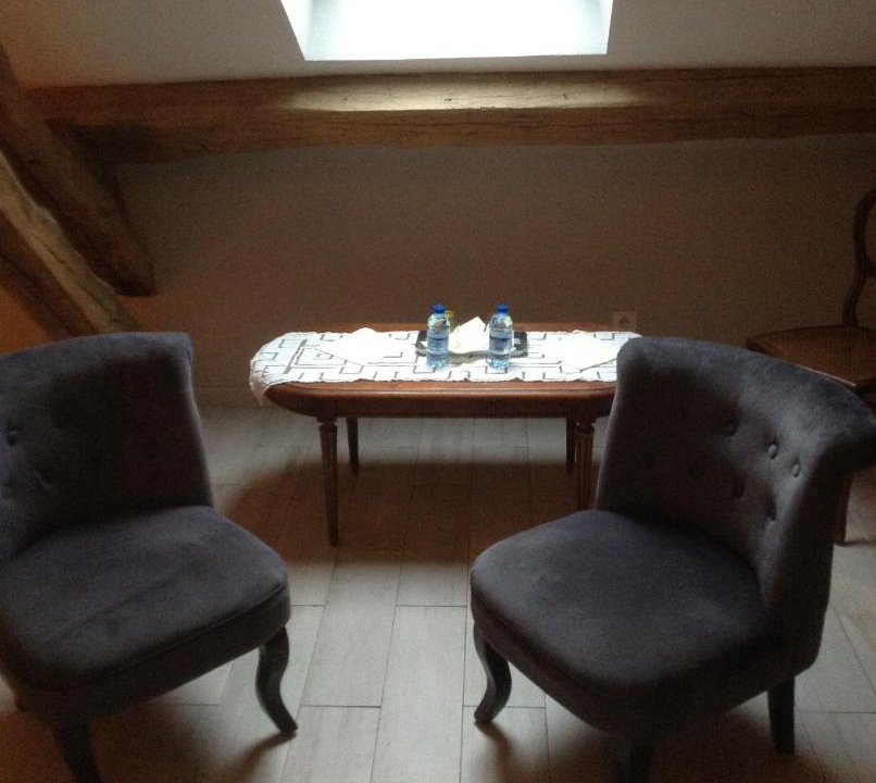 Photo of Livingroom in Rouvray (Cote-d'Or)