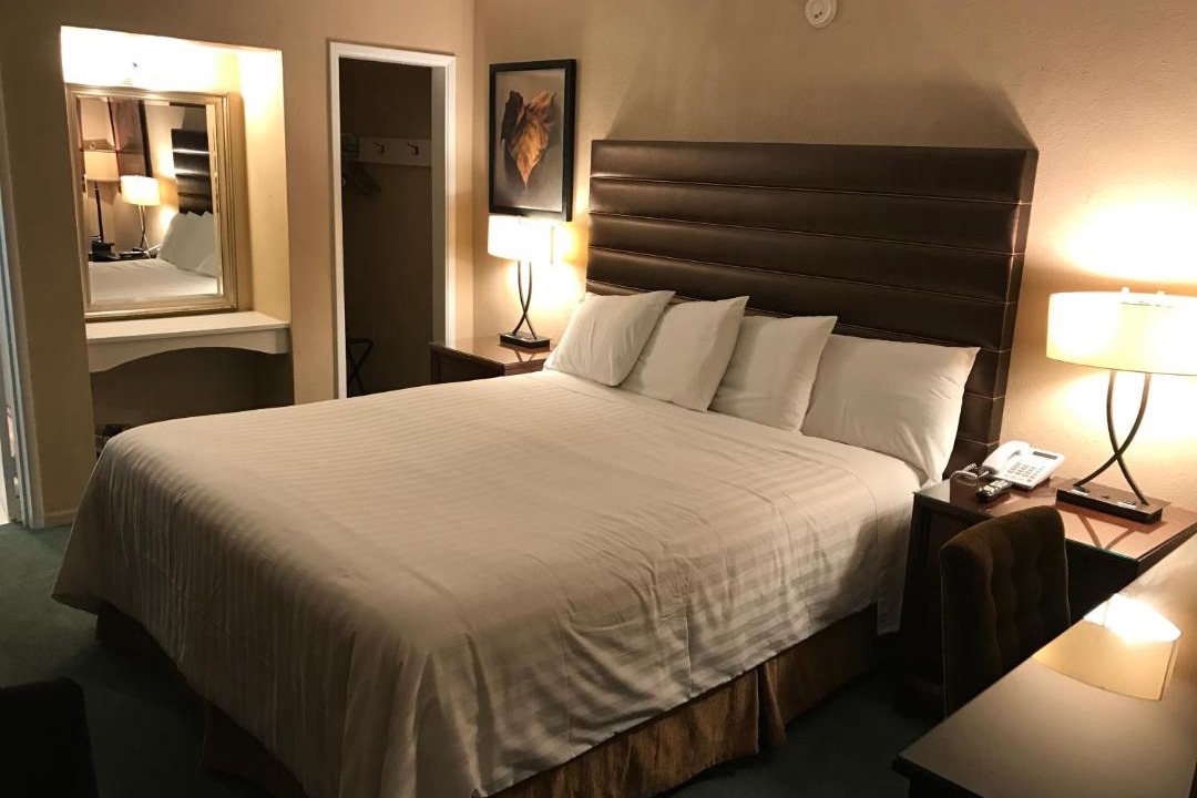 Photo of Others in Grants Pass