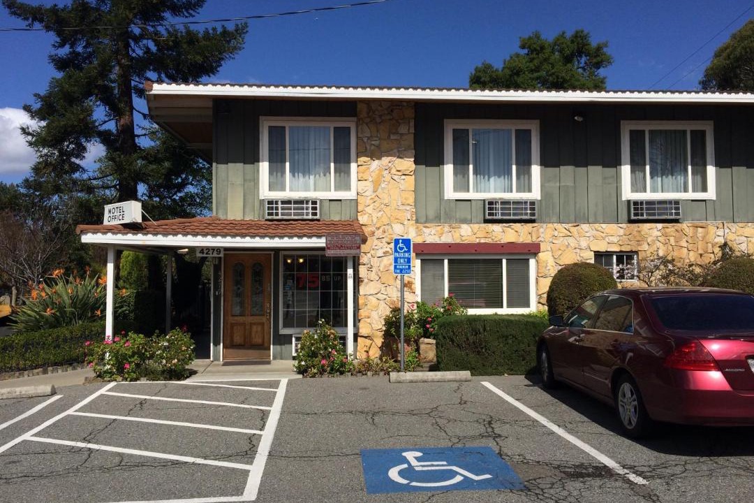 Photo of Others in Palo Alto